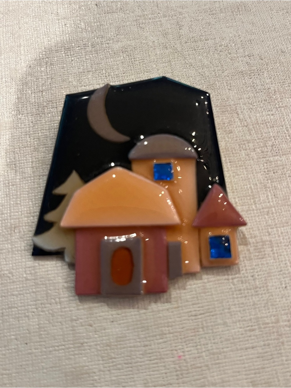 Vintage handmade Lucinda House Pin brooch with crescent moon. 
So cute!